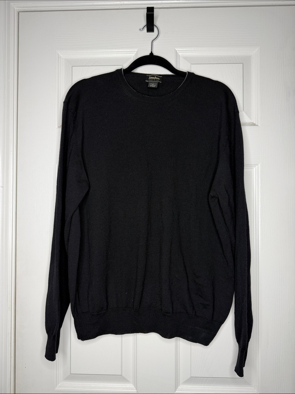 Neiman Marcus Black Crewneck Old Money Sweater made of Marina wool size large.